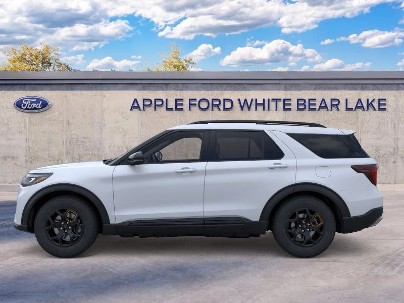 New 2026 White Ford Tremor image 3