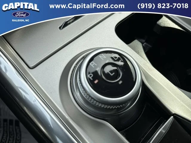 Used 2023 White Ford XLT image 31