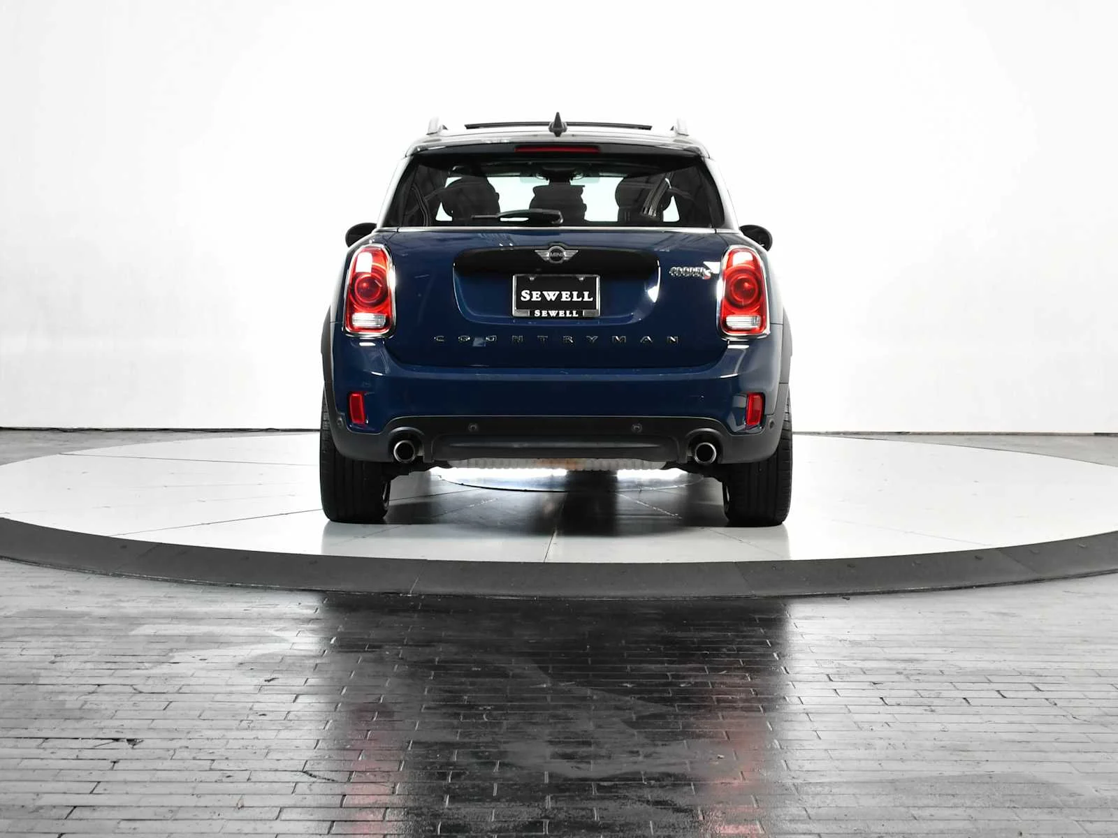 Used 2018 Island Blue Metallic MINI Cooper S image 5