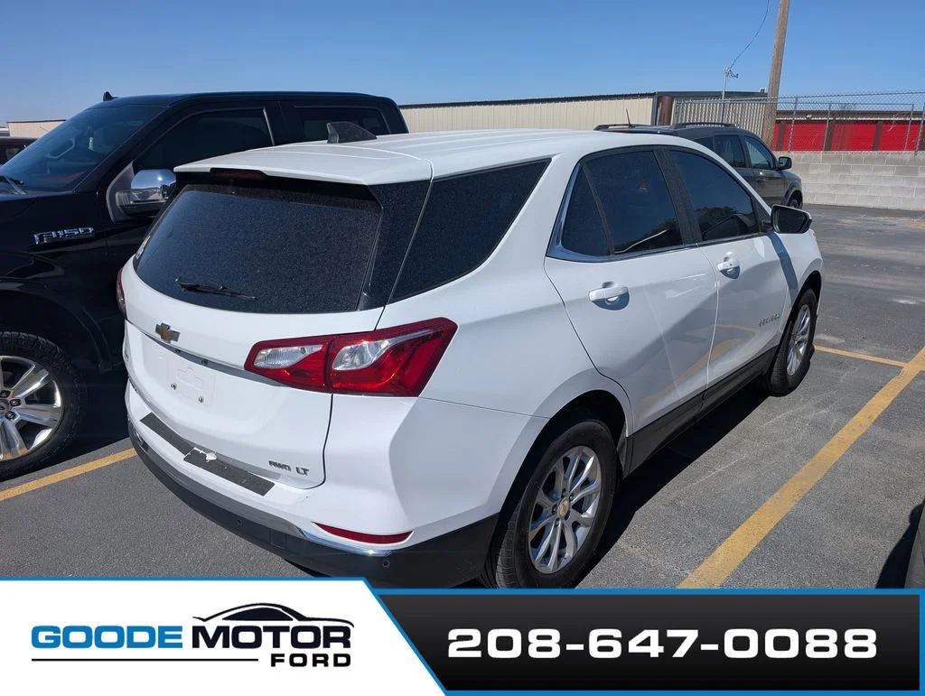 Used 2021 White Chevrolet LT image 3