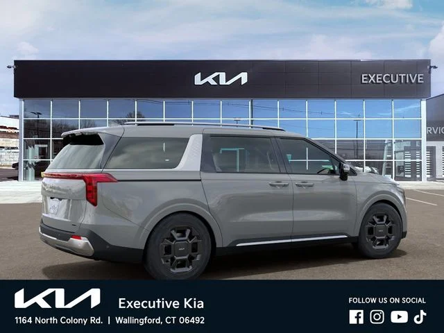 New 2027 Silver Kia  image 6