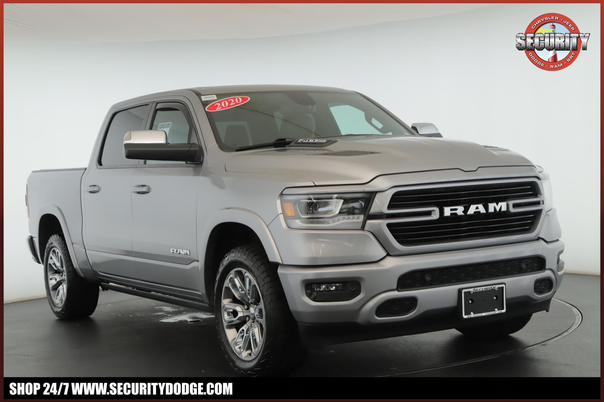 2020 RAM 1500 Laramie 4x4 Crew Cab 5'7's photo