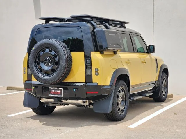 New 2026 Deep Sandglow Yellow Land Rover Trophy Edition Deep Sandglow image 7