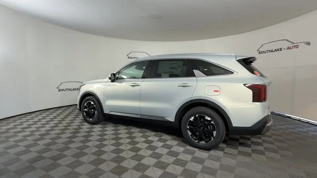 New 2026 Ivory Silver Kia S image 6