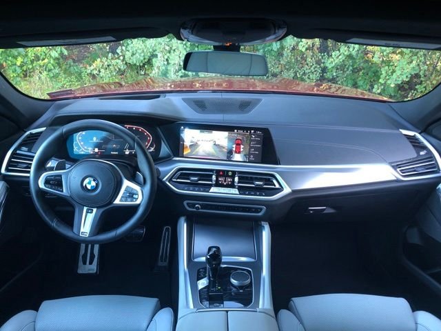 Used 2023 Flamenco Red Metallic BMW xDrive40i image 21