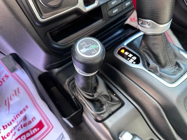 Certified Used 2022 White Jeep Unlimited Sport S image 13