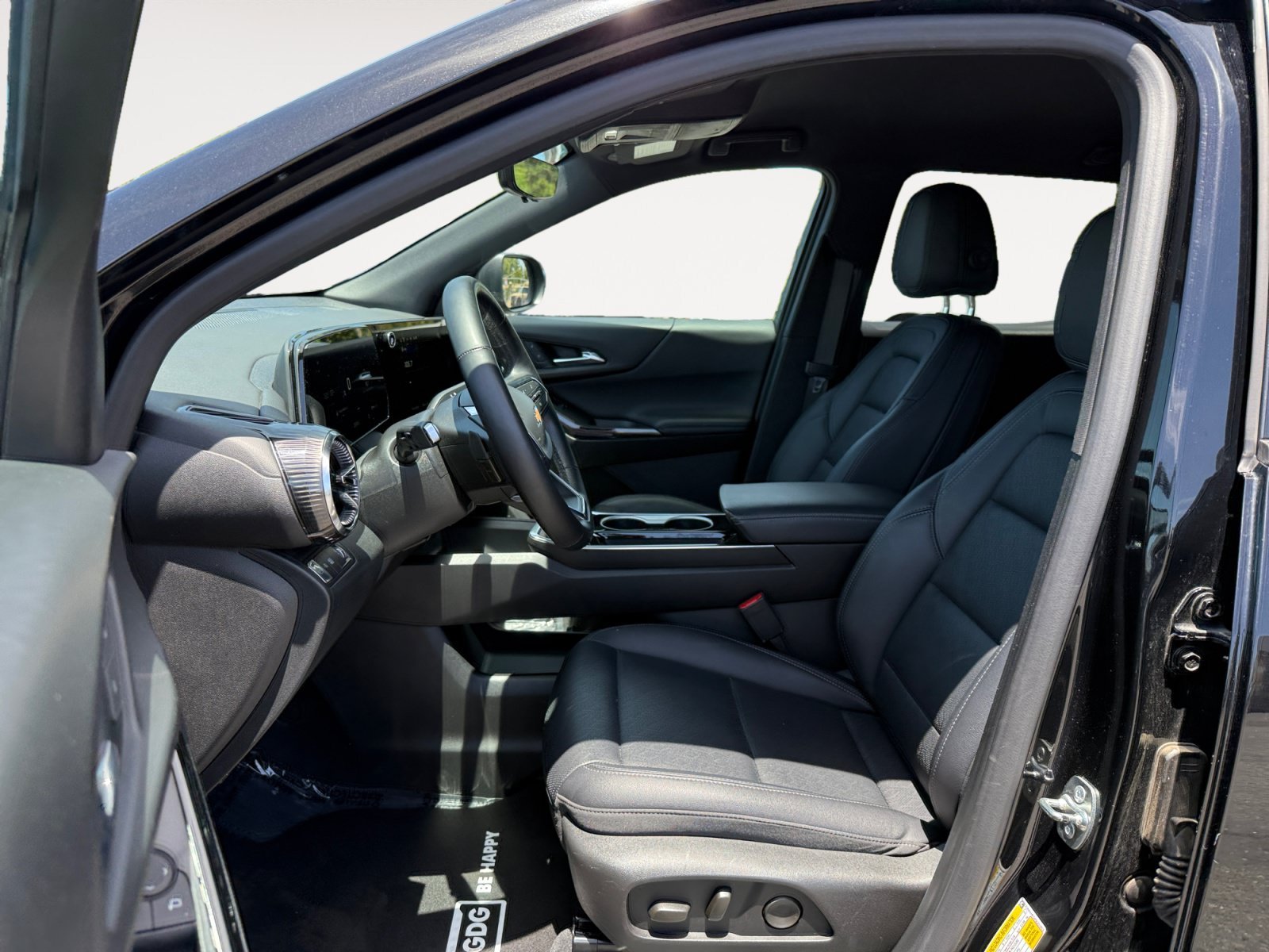 Used 2025 Black Metallic Chevrolet LT image 10