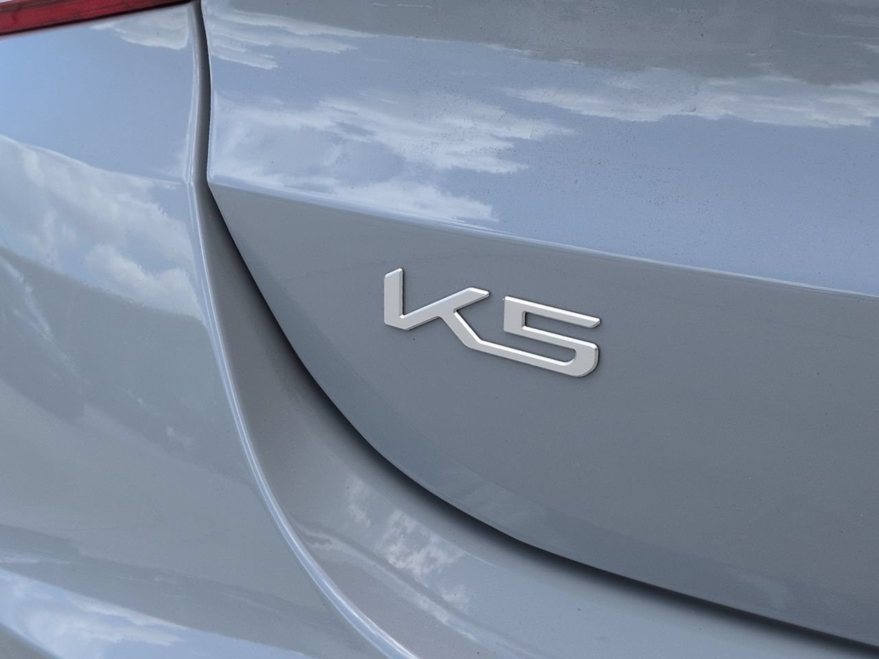 Certified Used 2024 Wolf Gray Kia GT-Line image 13
