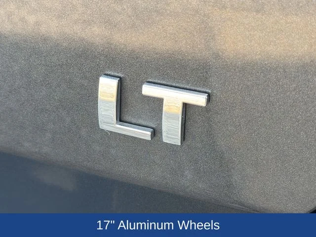 Used 2023 Gray Chevrolet LT image 33