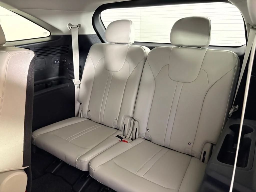 New 2026 Black Kia S image 39