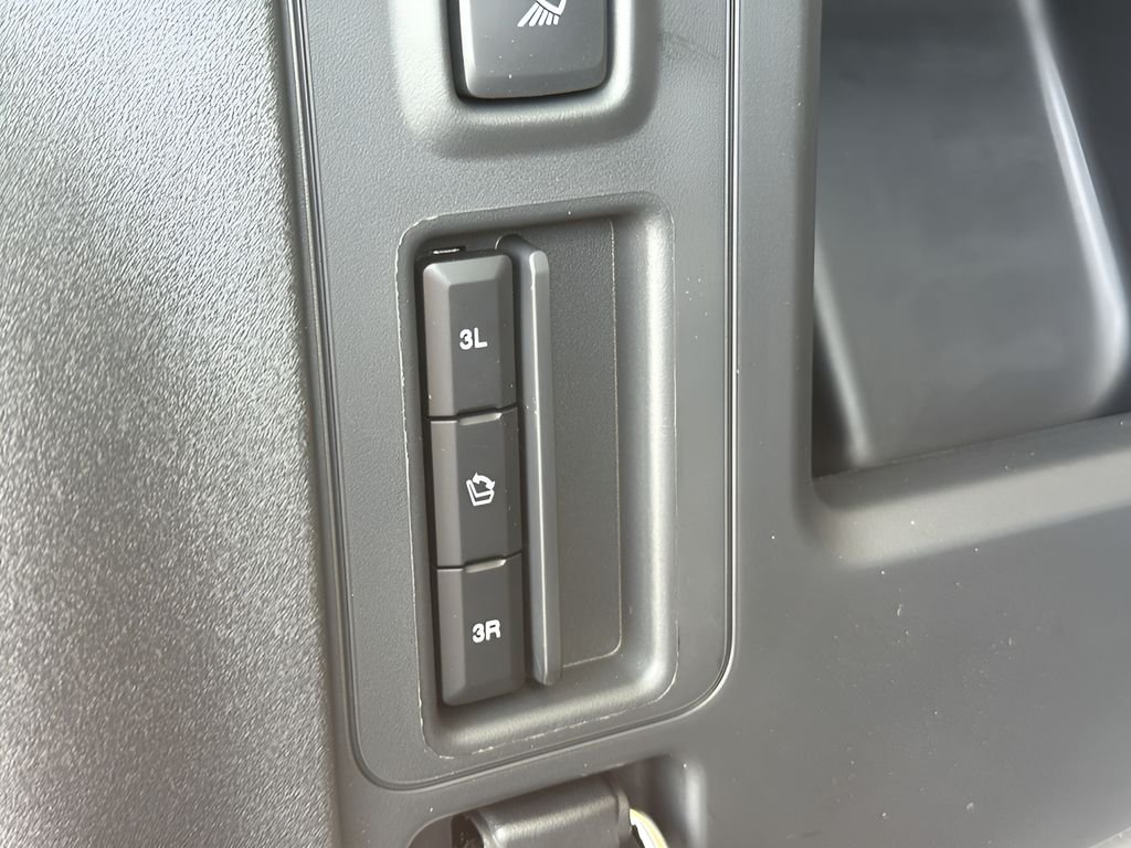 2025 Ford Expedition Active - Photo 31