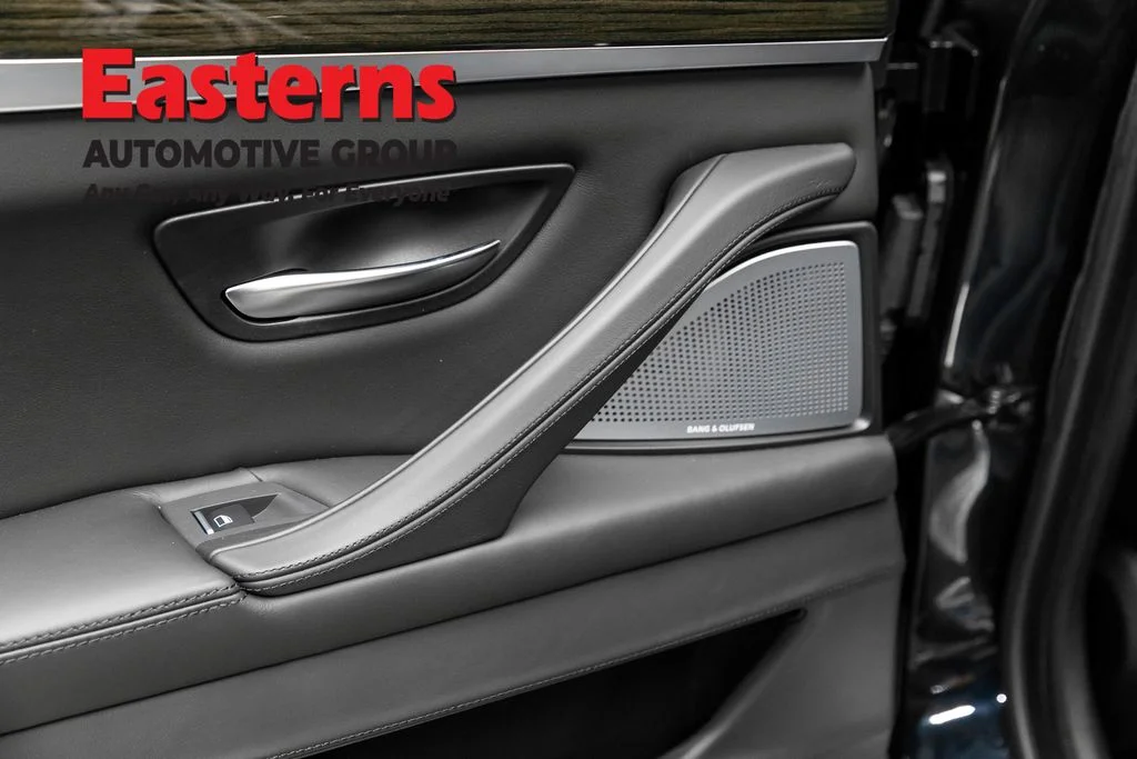 Used 2015 Black BMW Base image 34