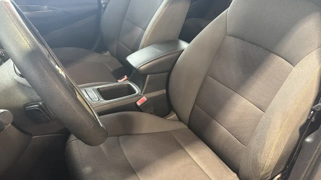 Used 2019 White Chevrolet LS image 26