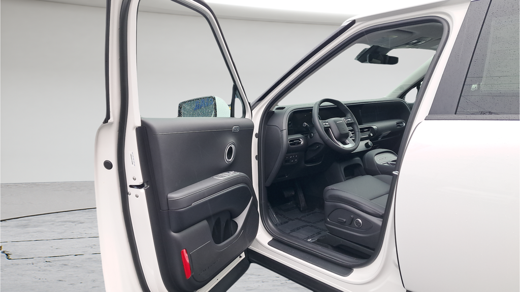New 2026 White Hyundai SEL Premium 8P image 9
