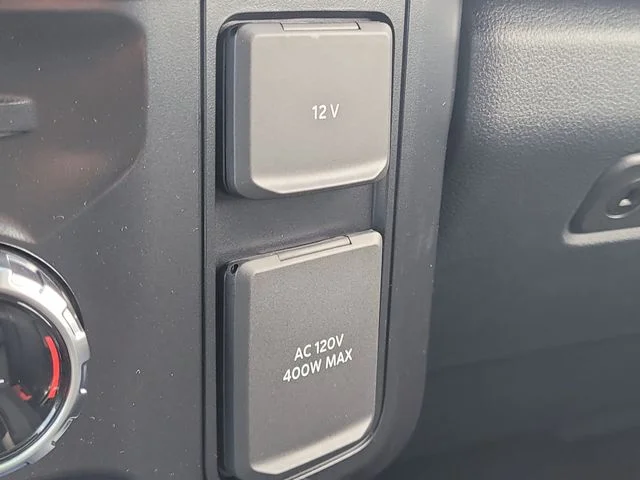 New 2026 Oxford White Ford Lariat image 26