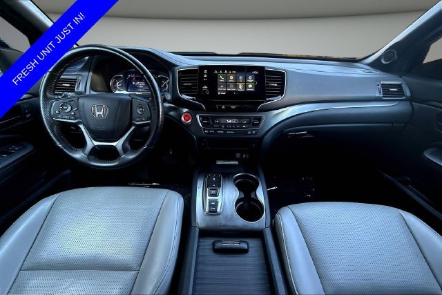 Used 2023 Gray Honda EX-L image 9