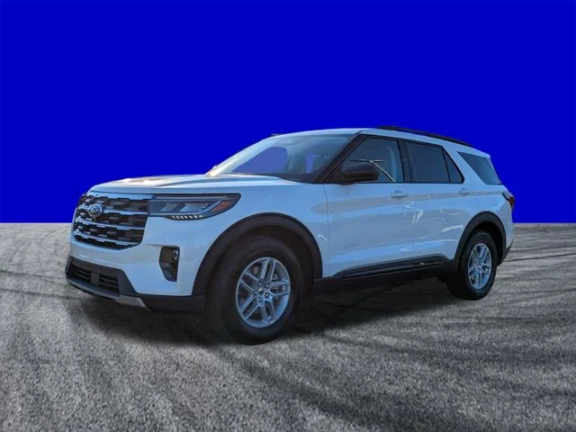 New 2026 Star White Metallic Tri-Coat Ford Active image 8
