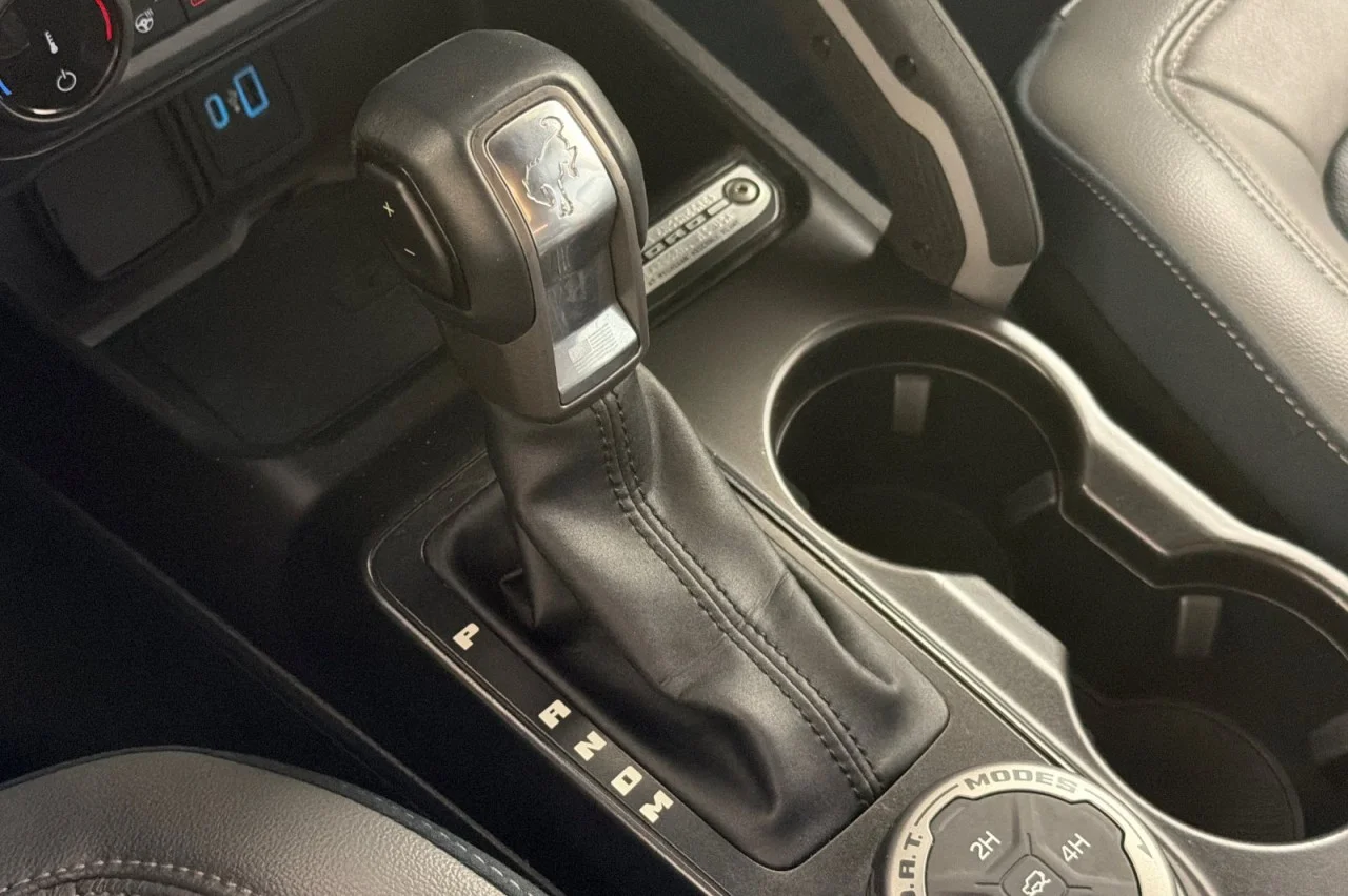 Used 2022 CACTUS GREY Ford Outer Banks image 19