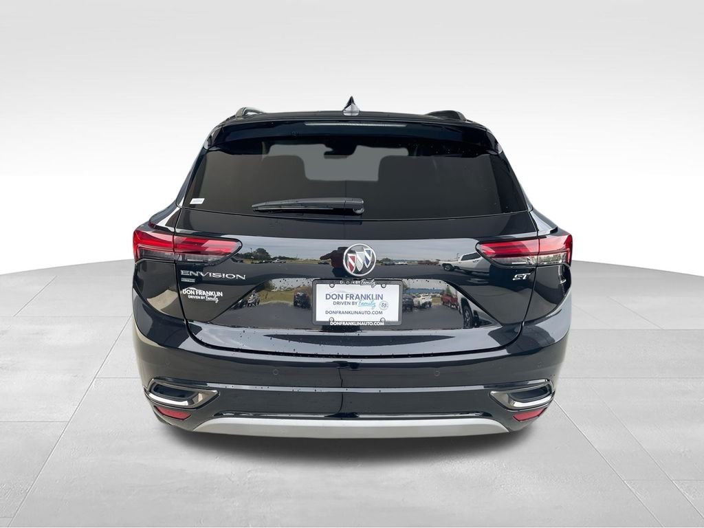 Used 2023 Black Buick Essence image 7