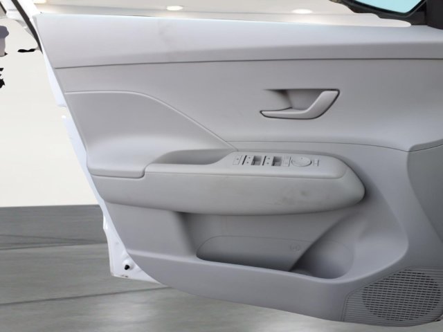 Used 2024  Hyundai SEL image 12