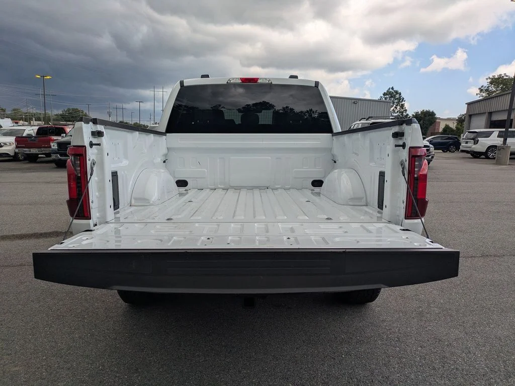 Used 2025 White Ford XLT image 13