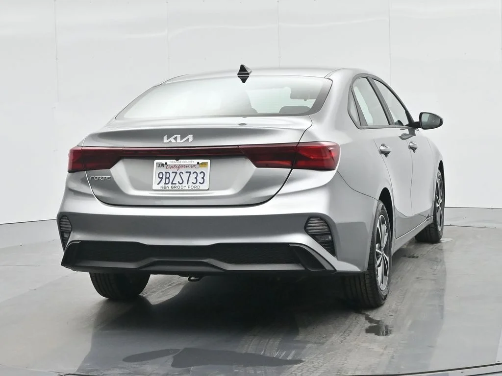 Used 2022 Gray Kia LXS image 52