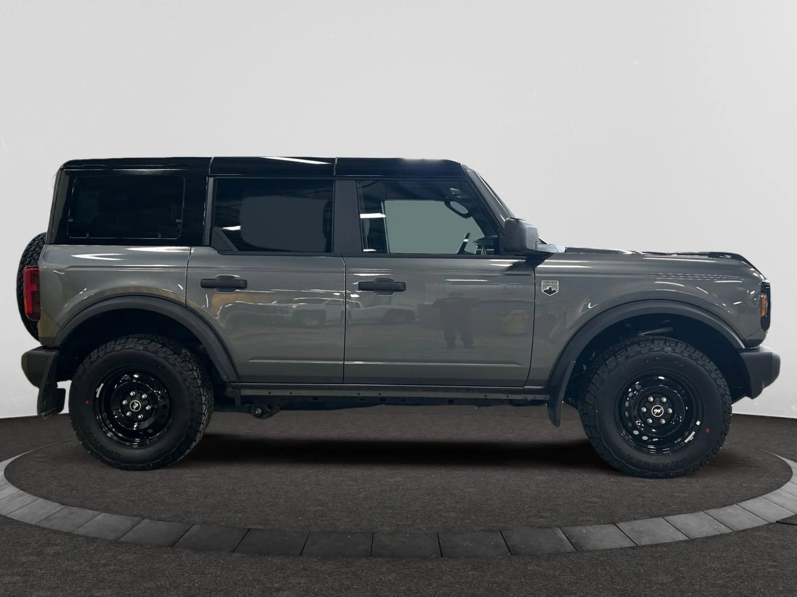 New 2026 Carbonized Grey Metallic Ford Big Bend image 6