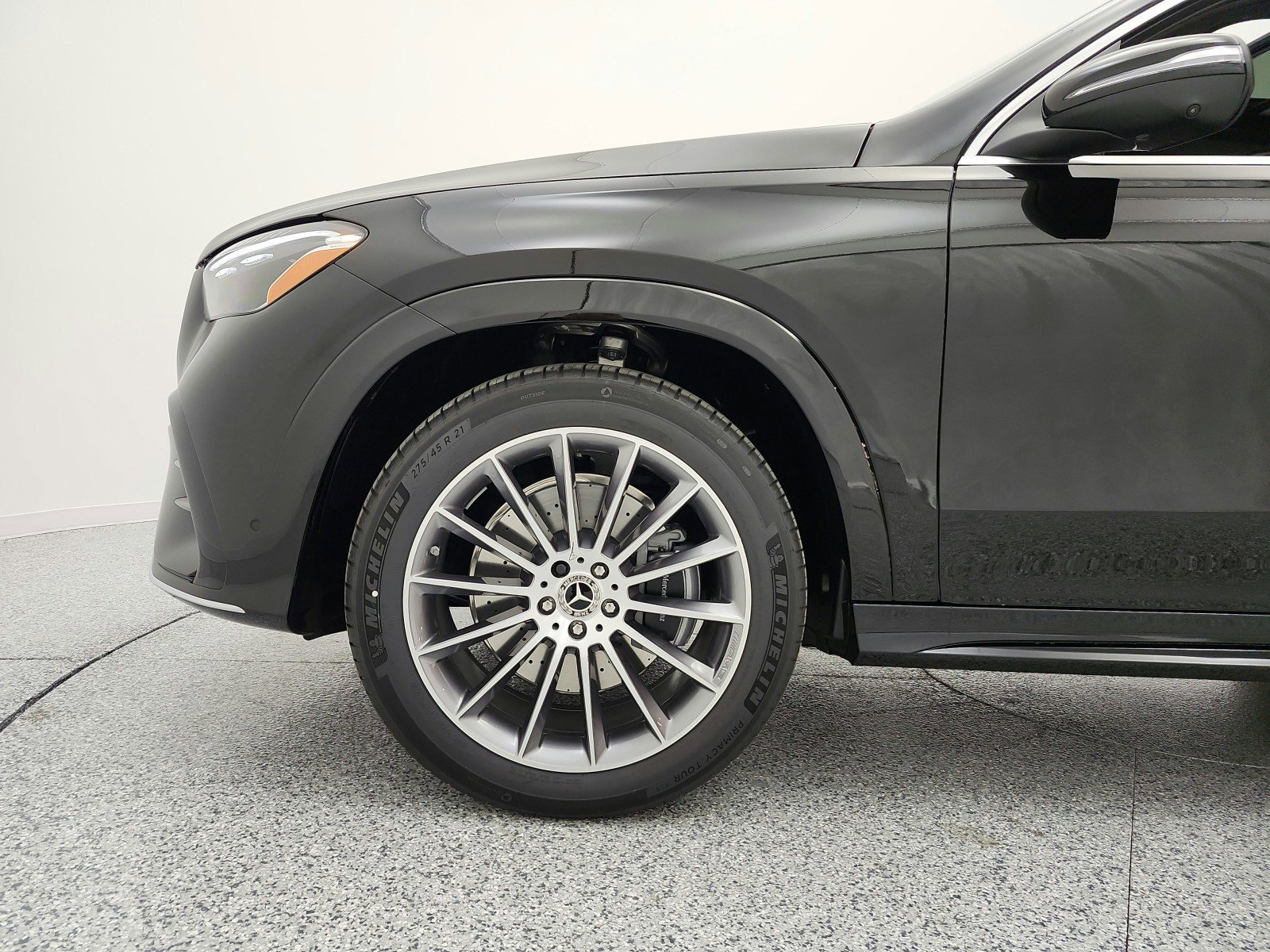 New 2026 Black Mercedes-Benz GLE 450 4MATIC® SUV image 34