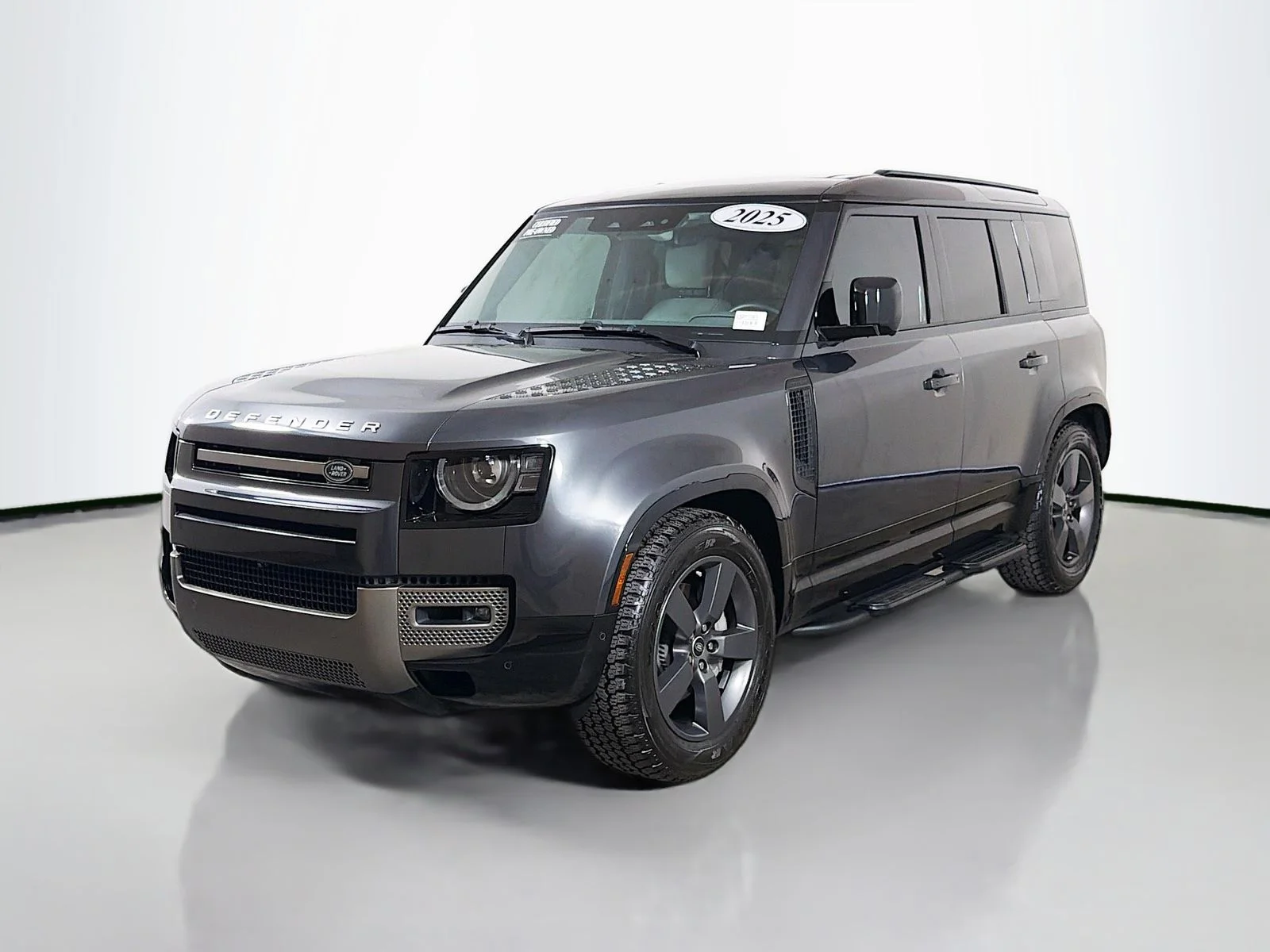 2025 Land Rover Defender 110 X-Dynamic SE P400's photo