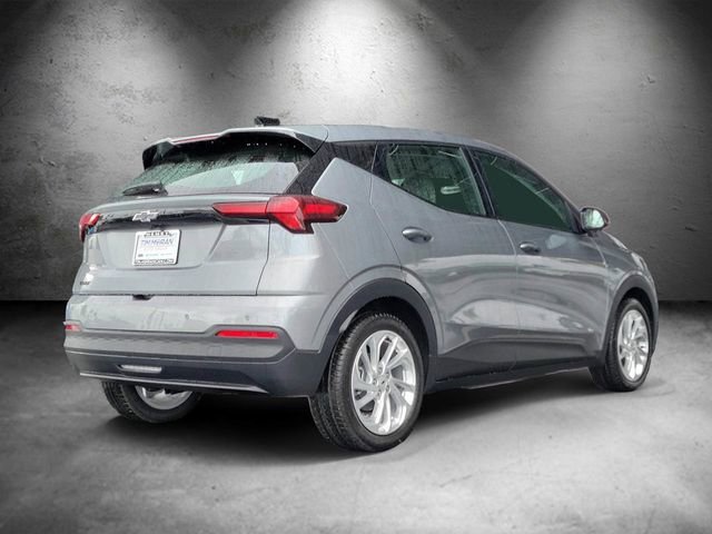 New 2027 Sterling Grey Metallic Chevrolet LT image 3