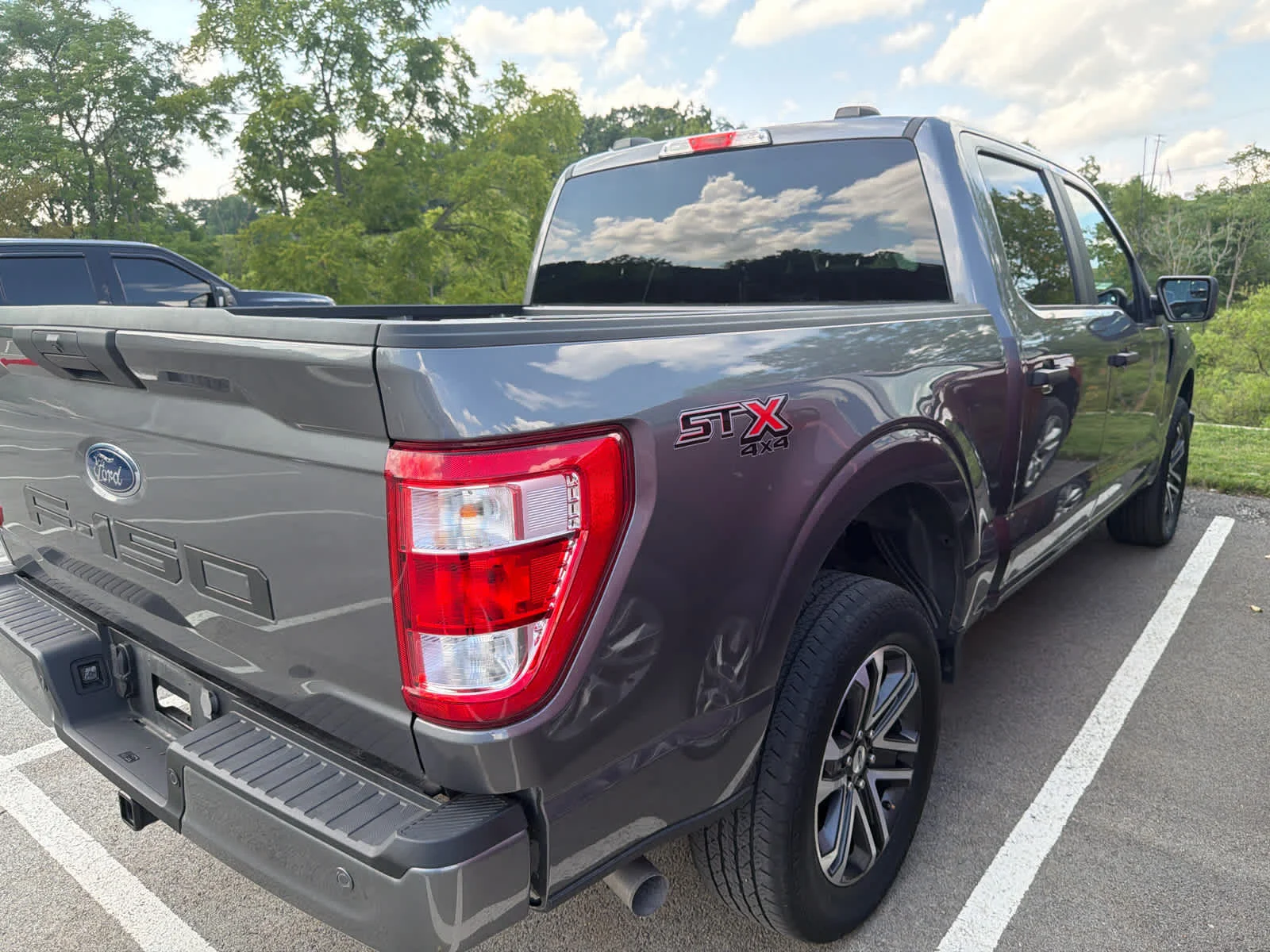 Used 2023 Carbonized Gray Metallic Ford XL image 5