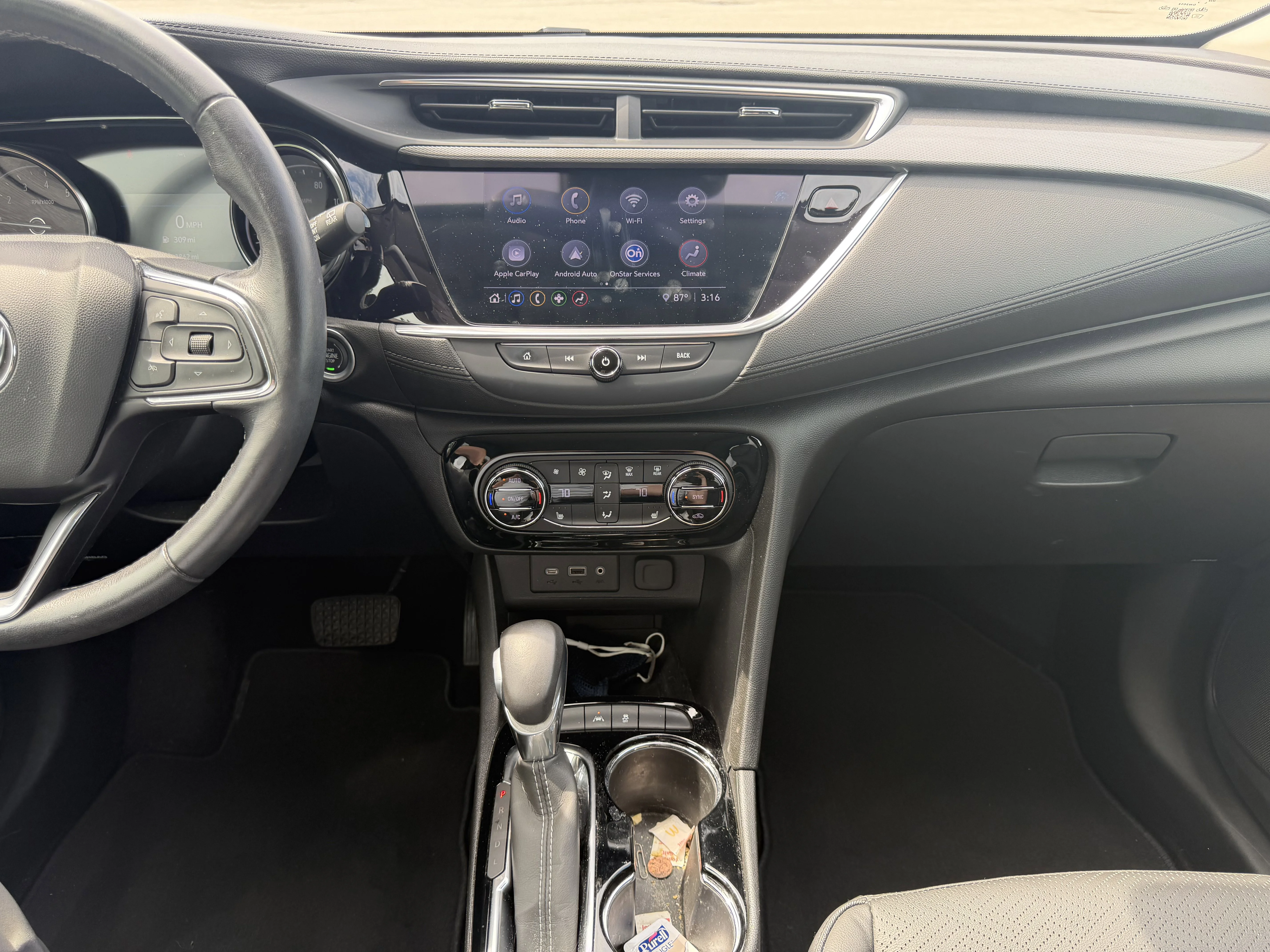 Used 2020 EBONY TWILIGHT METALLIC Buick Essence image 19