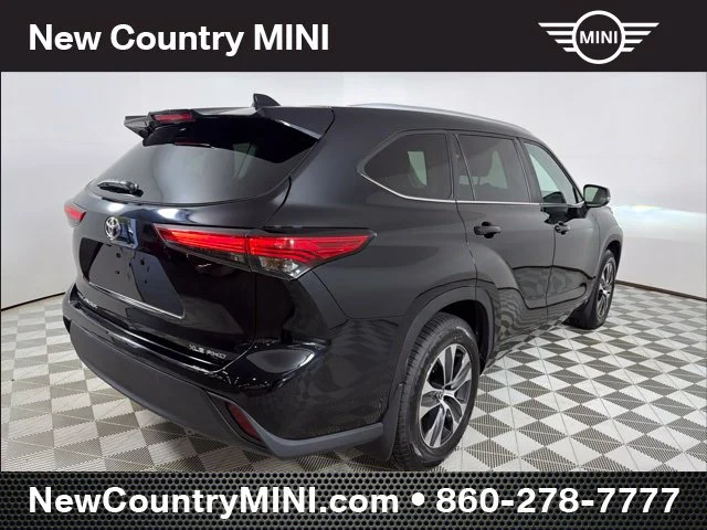 Used 2023 Black Toyota XLE image 7