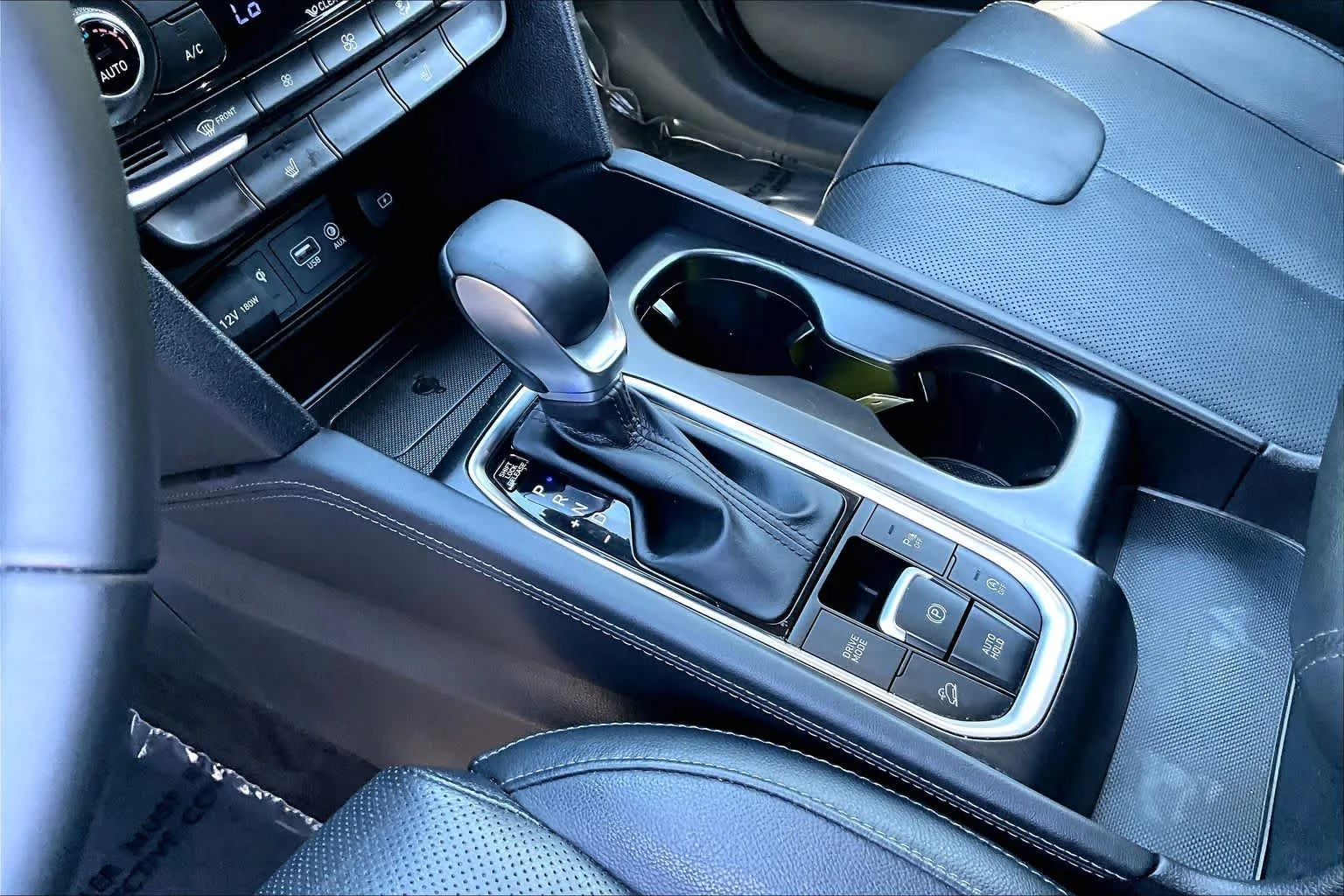 Used 2020 Twilight Black Hyundai SEL image 16