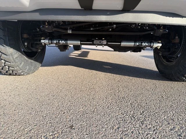 New 2026 Oxford White Ford XLT image 9