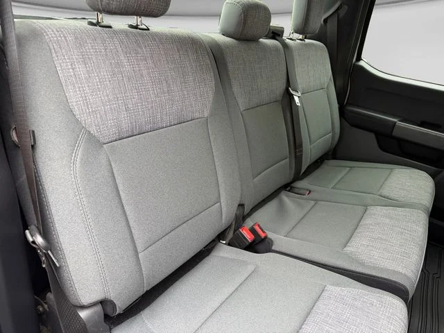 Used 2025 Oxford White Ford XLT image 17