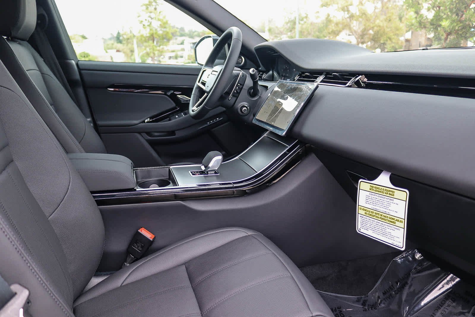 New 2026 Fuji White Land Rover Core S image 16