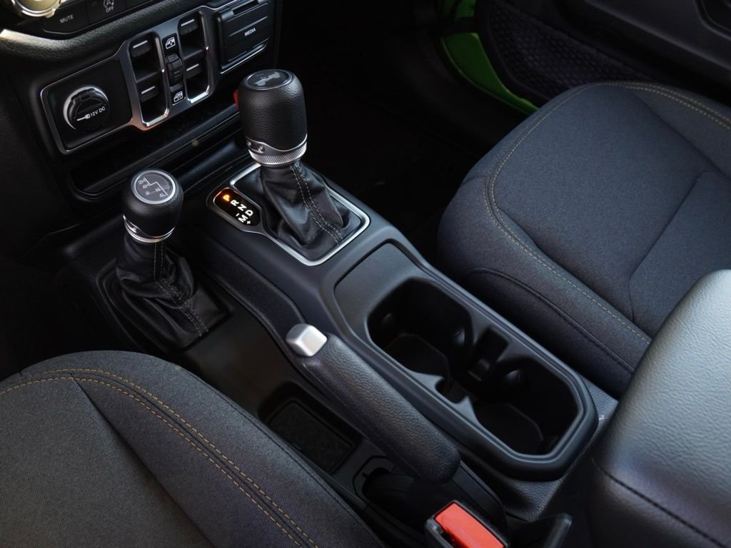 New 2026 Mojito Clear-Coat Exterior Paint Jeep 4-Door Sport S image 19