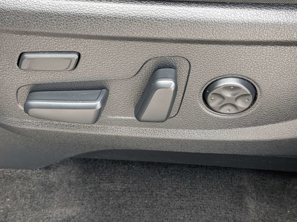 Used 2022 Green Hyundai Calligraphy image 19