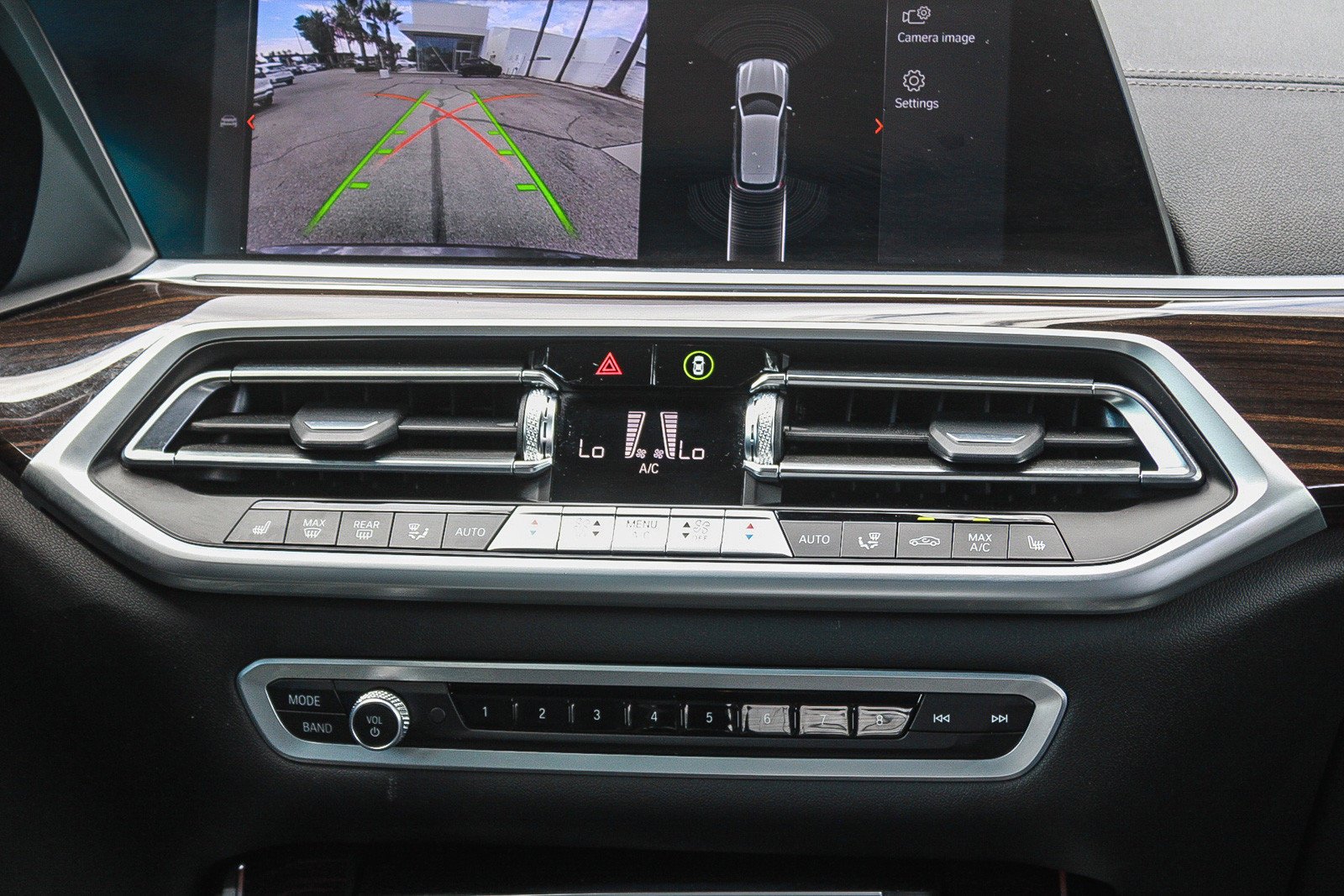 Used 2023 Manhattan Green Metallic BMW sDrive40i image 15
