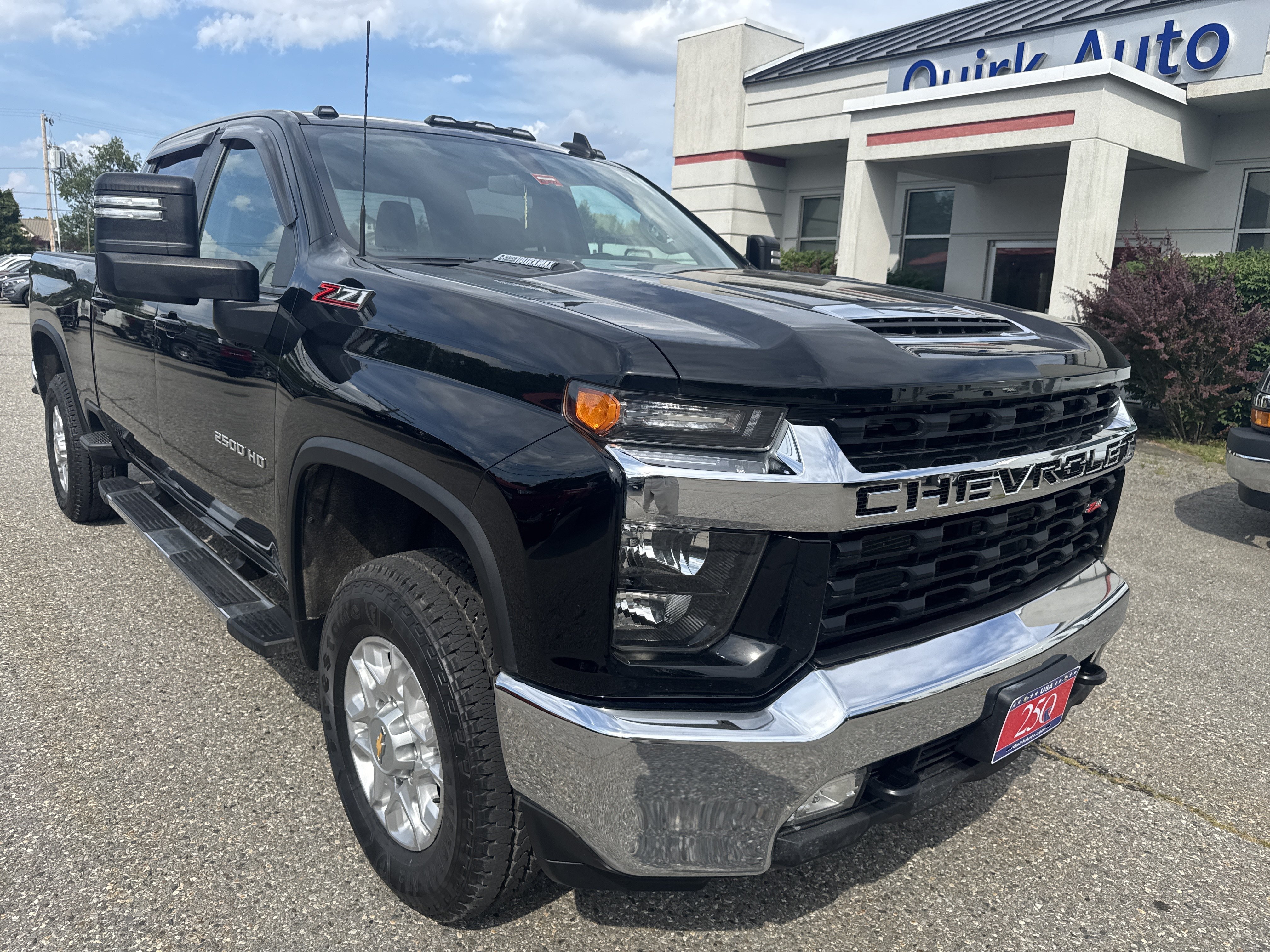Used 2022 Black Chevrolet LT image 3