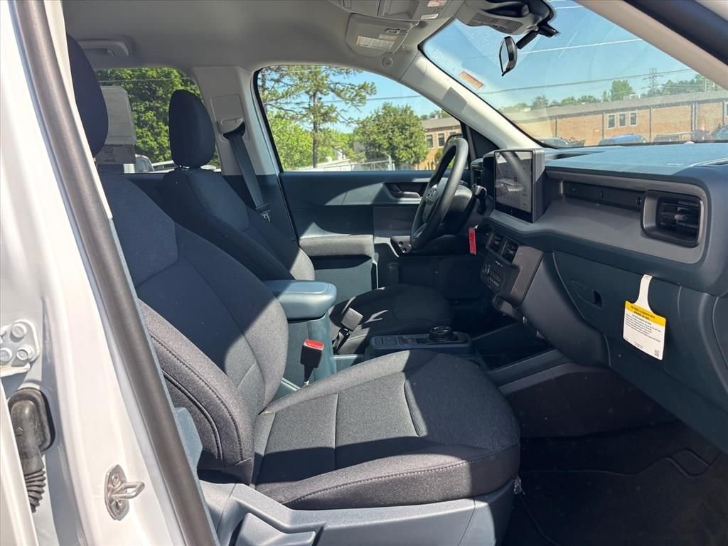 2025 Ford Maverick XL - Photo 12