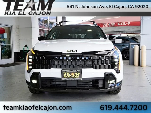 New 2026 White Kia X-Pro Prestige image 4