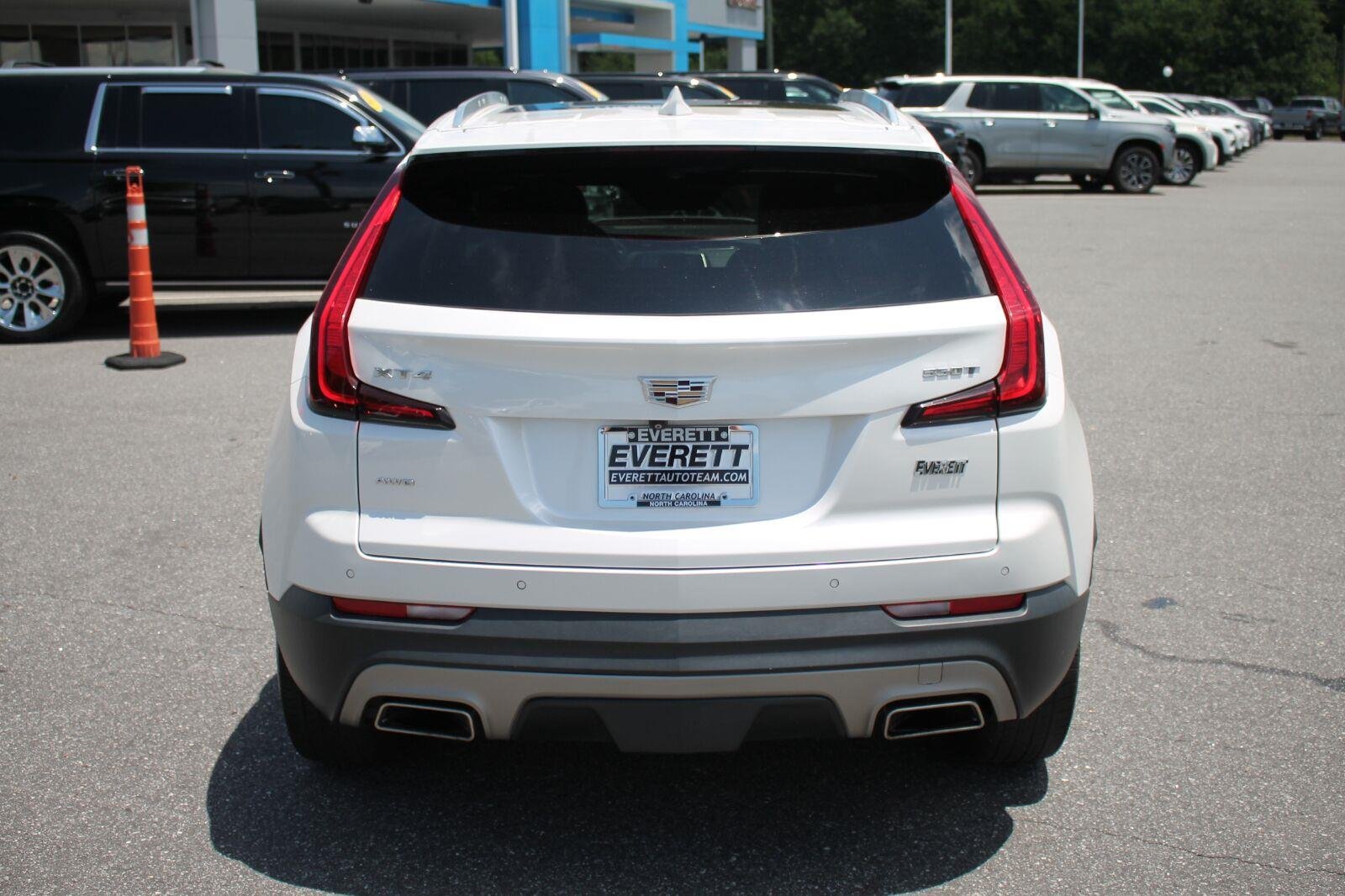 Used 2021 CRYSTAL WHITE TRICOAT Cadillac AWD Premium Luxury image 7