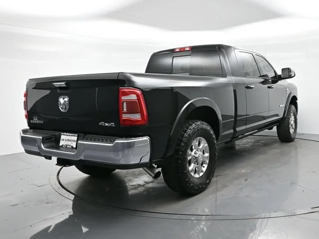 Used 2022 Diamond Black Crystal Pearlcoat Ram Laramie image 7