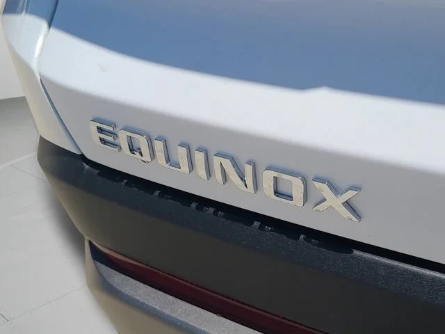 New 2026 Summit White Chevrolet LT image 30