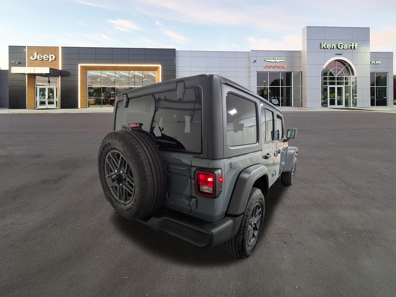 New 2026 Anvil Clear-Coat Exterior Paint Jeep Sport S image 4