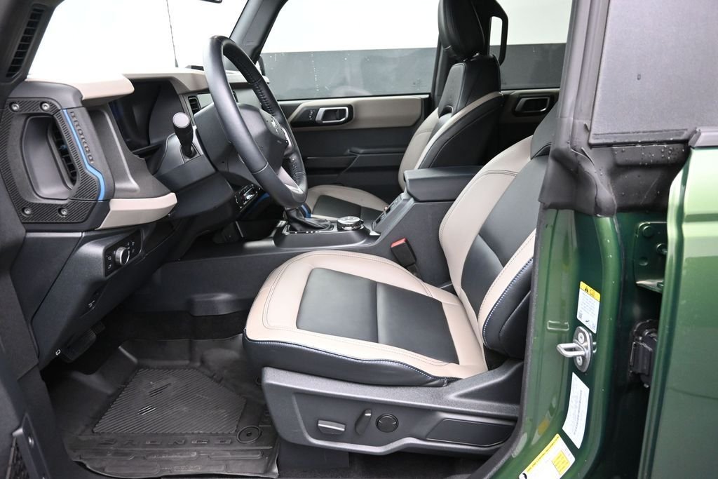 Used 2024 Green Ford Wildtrak image 21