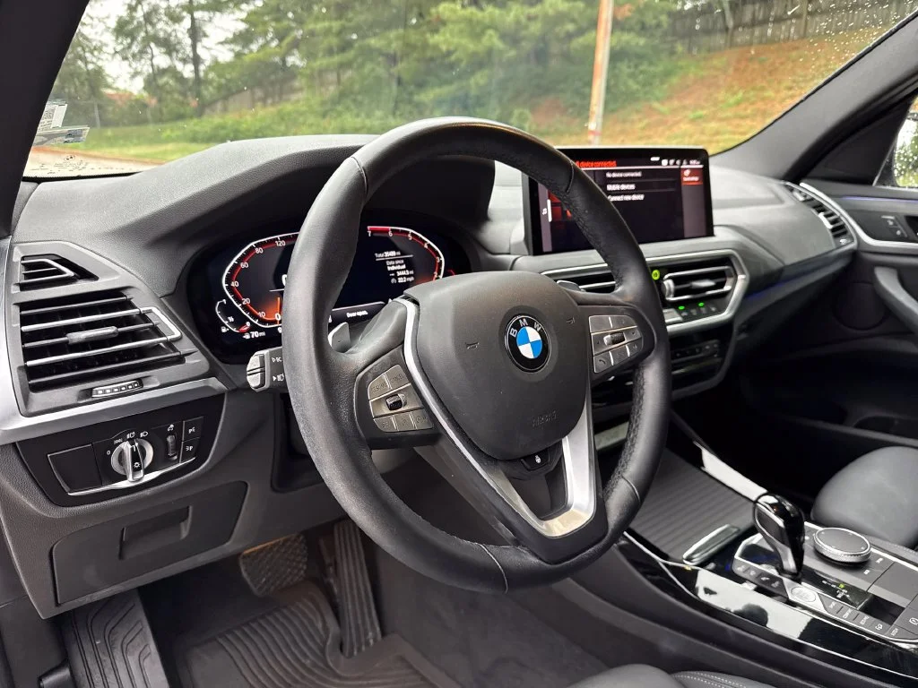 Used 2023 Gray BMW xDrive30i image 14