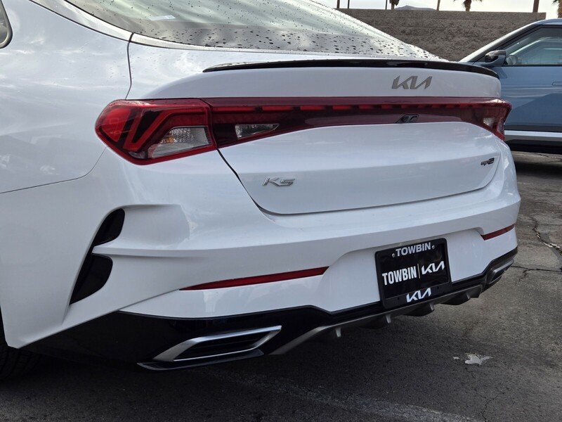 Used 2022 White Pearl KIA GT-LINE AUTO AWD image 5